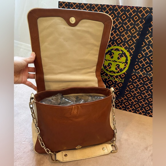 🌟SOLD🌟 TORY BURCH leather shoulder bag - Picture 8 of 12